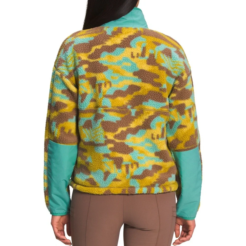 The North Face Printed Cragmont ¼ Snap Fleece Pullover (Wasabi Camo) - Picture 3 of 16